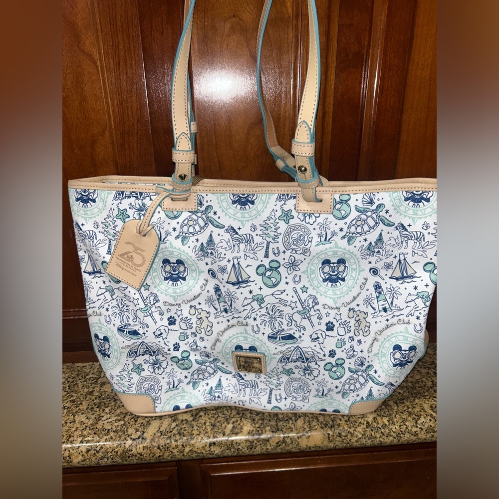 Disney Dooney & Bourke 25th Anniversary DVC Shopper